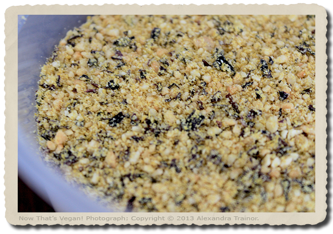 A mix of cashews, nutritional yeast, and nori.