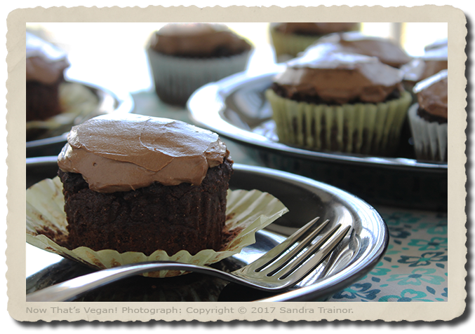 A recipe for chocolate cupcakes with chocolate frosting.
