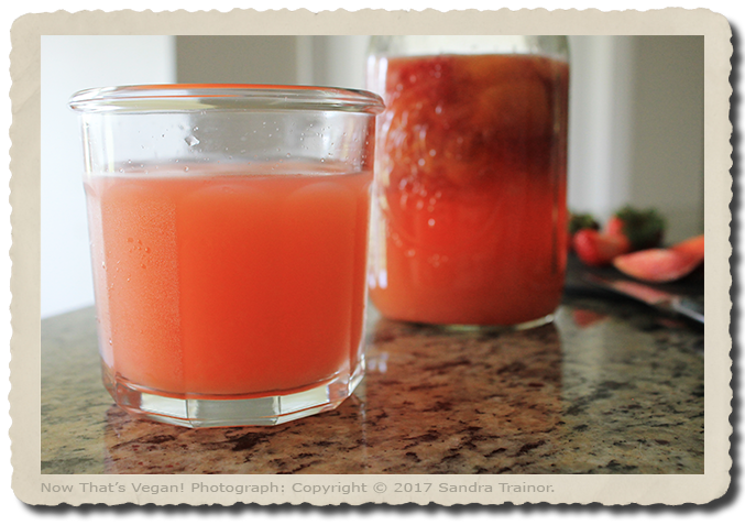 A probiotic strawberry, nectarine, and ginger drink.
